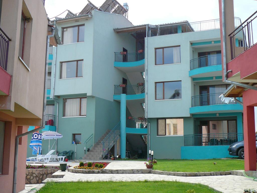 Dream Bay Family Hotel Tsarevo Exterior photo