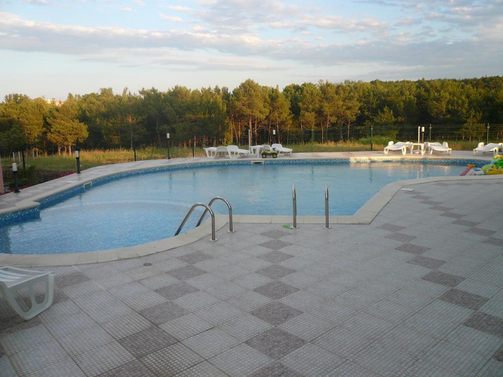 Dream Bay Family Hotel Tsarevo Exterior photo